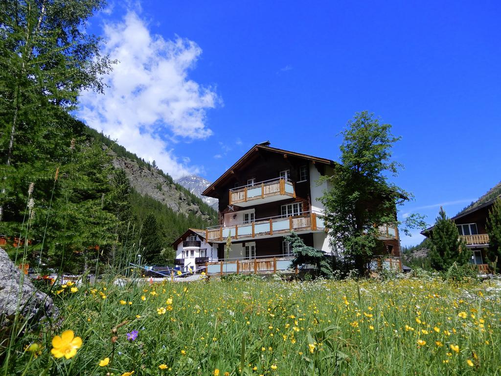 Haus Alpenperle Saas-Almagell Exterior foto